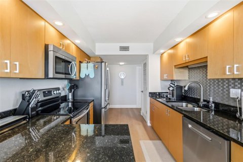 Copropriété à louer à Longboat Key, Floride: 2 chambres, 136.57 m2 № 251559 - photo 26