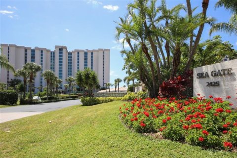 Condominio en alquiler en Longboat Key, Florida, 2 dormitorios, 136.57 m2 № 251559 - foto 19