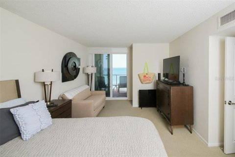 Condominio en alquiler en Longboat Key, Florida, 2 dormitorios, 136.57 m2 № 251559 - foto 13