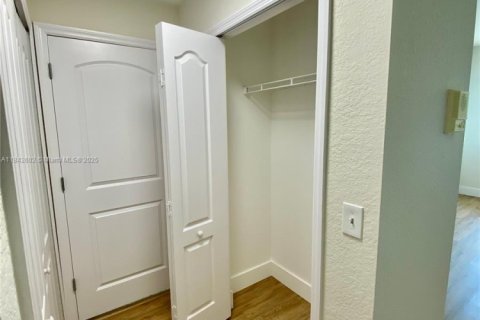 Купить кондоминиум в Палм-Бич-Гарденс, Флорида 2 спальни, 130.34м2, № 1834025 - фото 18