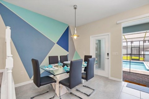 Townhouse in Davenport, Florida 5 bedrooms, 213.02 sq.m. № 1893963 - photo 18