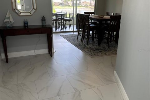 Villa ou maison à vendre à New Port Richey, Floride: 2 chambres, 169.27 m2 № 2419902 - photo 6