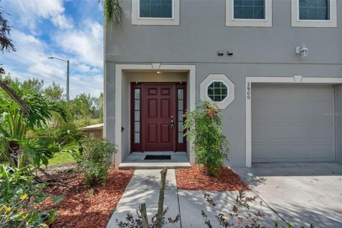 Adosado en venta en Kissimmee, Florida, 3 dormitorios, 158.21 m2 № 2149047 - foto 3