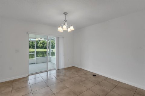 Adosado en venta en Kissimmee, Florida, 3 dormitorios, 158.21 m2 № 2149047 - foto 12