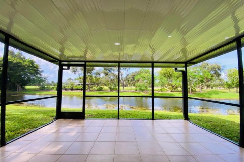 Villa ou maison à louer à Royal Palm Beach, Floride: 3 chambres, 161.65 m2 № 2084423 - photo 23
