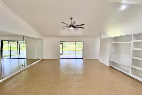 Villa ou maison à louer à Royal Palm Beach, Floride: 3 chambres, 161.65 m2 № 2084423 - photo 21