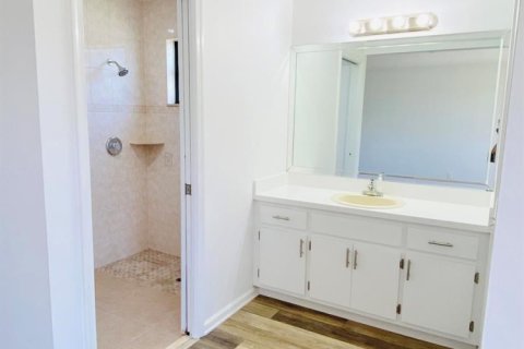 Villa ou maison à louer à Royal Palm Beach, Floride: 3 chambres, 161.65 m2 № 2084423 - photo 14
