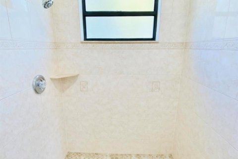 Villa ou maison à louer à Royal Palm Beach, Floride: 3 chambres, 161.65 m2 № 2084423 - photo 15