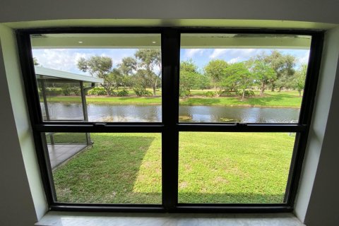 Villa ou maison à louer à Royal Palm Beach, Floride: 3 chambres, 161.65 m2 № 2084423 - photo 26