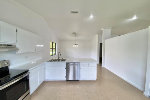 Villa ou maison à louer à Royal Palm Beach, Floride: 3 chambres, 161.65 m2 № 2084423 - photo 9