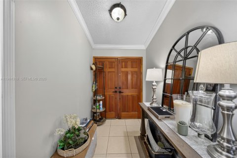 Villa ou maison à vendre à Miami, Floride: 4 chambres, 122.17 m2 № 2045405 - photo 4