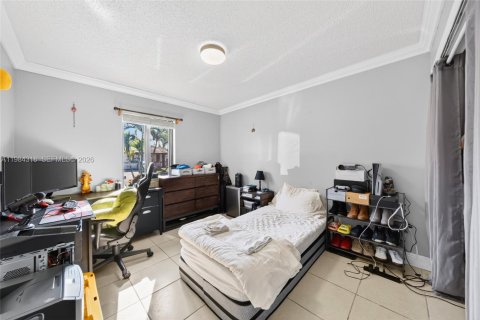 Villa ou maison à vendre à Miami, Floride: 4 chambres, 122.17 m2 № 2045405 - photo 21