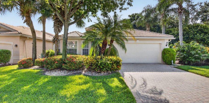 Villa ou maison à Delray Beach, Floride 3 chambres, 170.57 m2 № 2260885