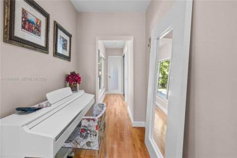 Casa en venta en Hollywood, Florida, 3 dormitorios, 92.9 m2 № 2040761 - foto 8