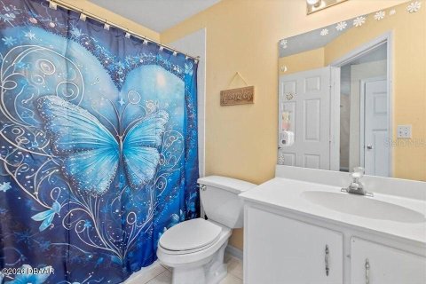 House in Ormond Beach, Florida 3 bedrooms, 188.96 sq.m. № 2104835 - photo 15