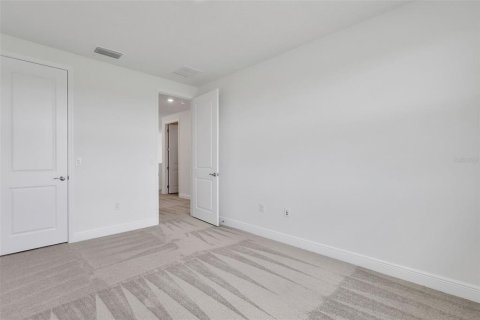 Townhouse in Parrish, Florida 3 bedrooms, 167.87 sq.m. № 1915233 - photo 20