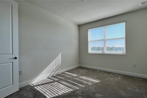 Townhouse in Parrish, Florida 3 bedrooms, 167.87 sq.m. № 1915233 - photo 13
