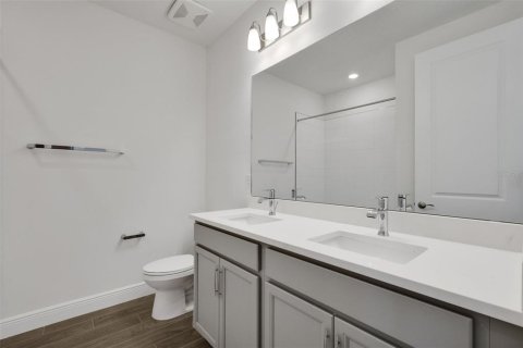 Townhouse in Parrish, Florida 3 bedrooms, 167.87 sq.m. № 1915233 - photo 23