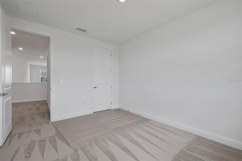 Townhouse in Parrish, Florida 3 bedrooms, 167.87 sq.m. № 1915233 - photo 18