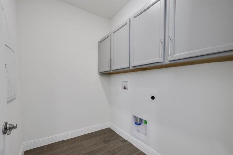 Townhouse in Parrish, Florida 3 bedrooms, 167.87 sq.m. № 1915233 - photo 22