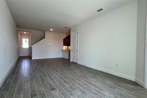 Townhouse in Parrish, Florida 3 bedrooms, 167.87 sq.m. № 1915233 - photo 6