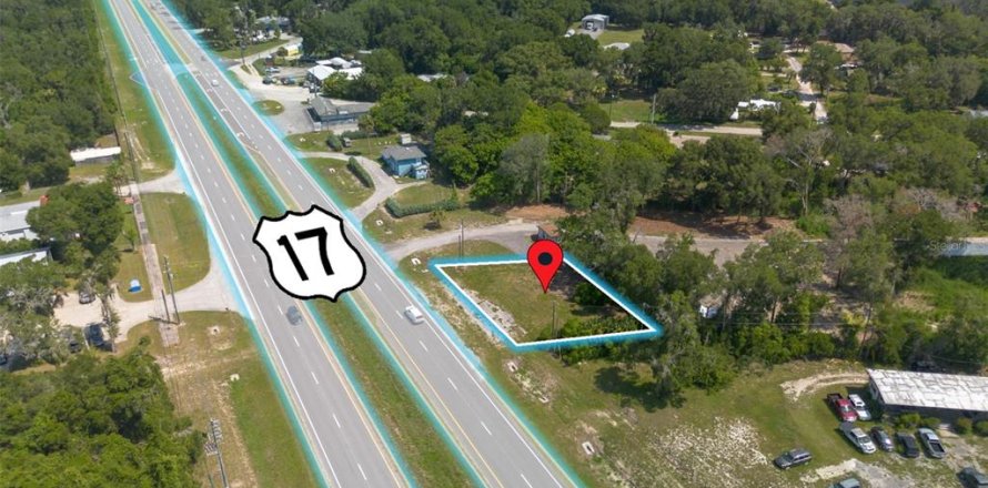 Terreno en DeLand, Florida № 2229504