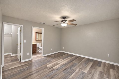 Immobilier commercial à vendre à Lake Wales, Floride: 8 chambres, 220.36 m2 № 2415114 - photo 25