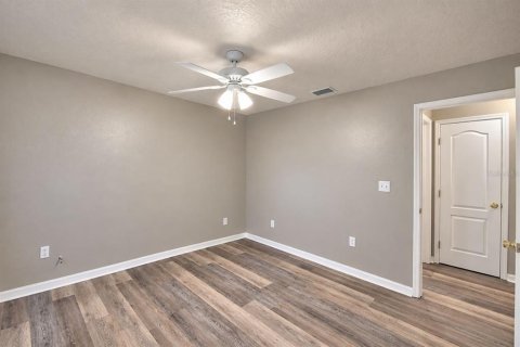 Immobilier commercial à vendre à Lake Wales, Floride: 8 chambres, 220.36 m2 № 2415114 - photo 20