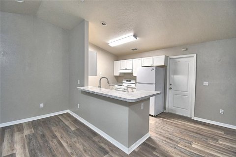 Immobilier commercial à vendre à Lake Wales, Floride: 8 chambres, 220.36 m2 № 2415114 - photo 14