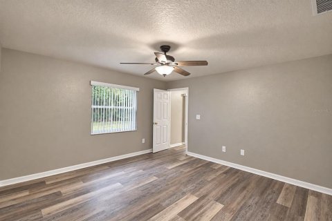 Immobilier commercial à vendre à Lake Wales, Floride: 8 chambres, 220.36 m2 № 2415114 - photo 27