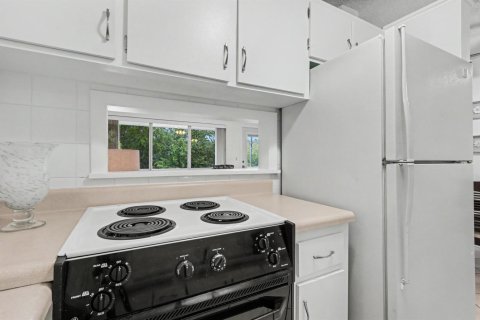 Condominio en venta en Hallandale Beach, Florida, 1 dormitorio, 58.06 m2 № 2243204 - foto 21