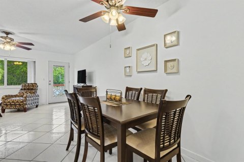 Condominio en venta en Hallandale Beach, Florida, 1 dormitorio, 58.06 m2 № 2243204 - foto 14