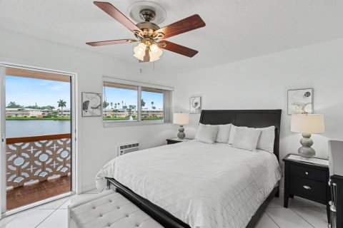 Condominio en venta en Hallandale Beach, Florida, 1 dormitorio, 58.06 m2 № 2243204 - foto 27