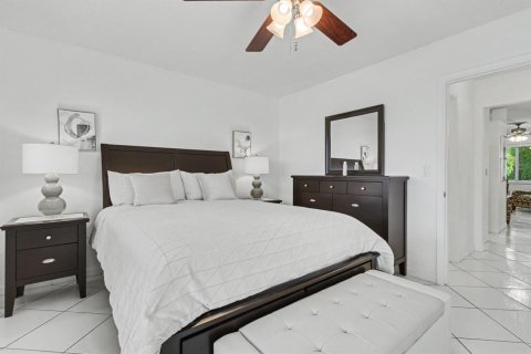 Condominio en venta en Hallandale Beach, Florida, 1 dormitorio, 58.06 m2 № 2243204 - foto 28