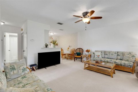 Copropriété à vendre à Bradenton, Floride: 2 chambres, 96.99 m2 № 1919113 - photo 4