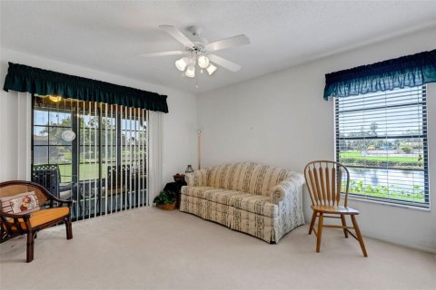 Copropriété à vendre à Bradenton, Floride: 2 chambres, 96.99 m2 № 1919113 - photo 8