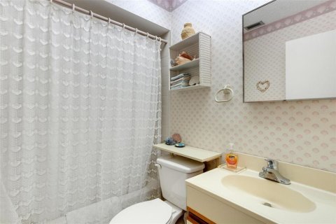 Copropriété à vendre à Bradenton, Floride: 2 chambres, 96.99 m2 № 1919113 - photo 16