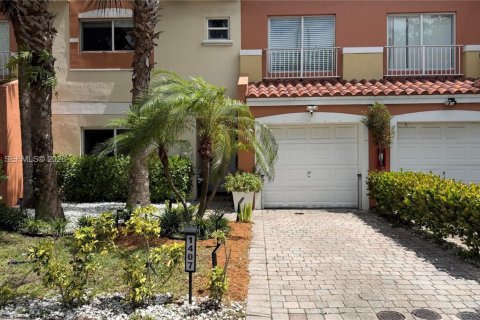 Townhouse in Fort Lauderdale, Florida 2 bedrooms, 116.13 sq.m. № 2088086 - photo 9