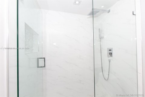 Купить кондоминиум в Авентура, Флорида 2 спальни, 141.4м2, № 1461501 - фото 22
