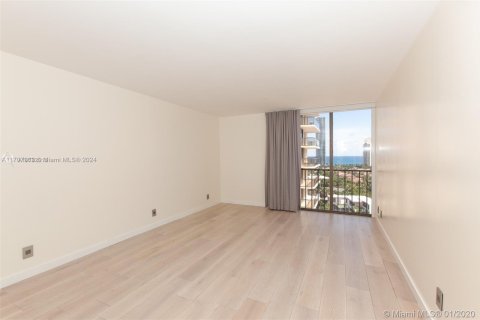 Купить кондоминиум в Авентура, Флорида 2 спальни, 141.4м2, № 1461501 - фото 19