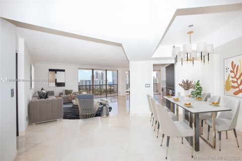 Купить кондоминиум в Авентура, Флорида 2 спальни, 141.4м2, № 1461501 - фото 2