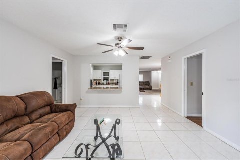 Casa en venta en Sun City Center, Florida, 2 dormitorios, 172.8 m2 № 1817826 - foto 15