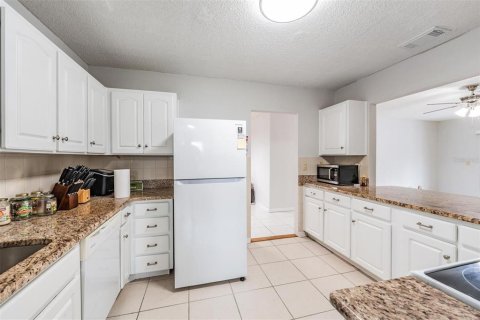 Casa en venta en Sun City Center, Florida, 2 dormitorios, 172.8 m2 № 1817826 - foto 12