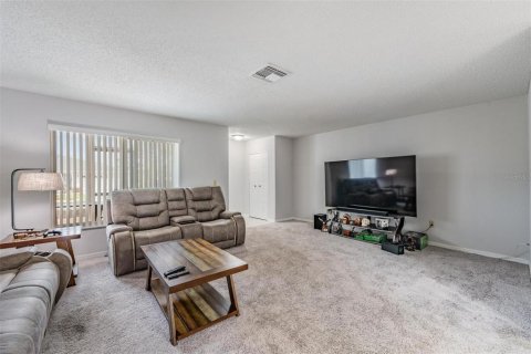 Casa en venta en Sun City Center, Florida, 2 dormitorios, 172.8 m2 № 1817826 - foto 8
