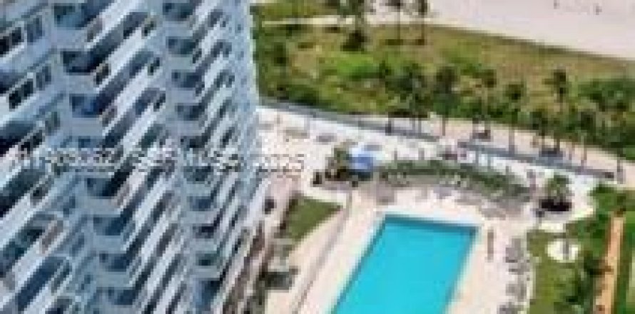 Condominio en Miami Beach, Florida, 1 dormitorio  № 2054196