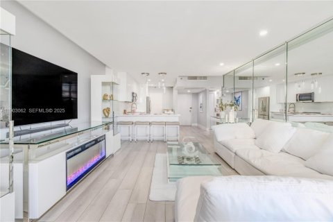 Condominio en alquiler en Miami Beach, Florida, 1 dormitorio, 82.68 m2 № 2054196 - foto 9