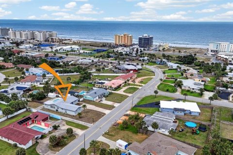 House in Daytona Beach, Florida 4 bedrooms, 196.02 sq.m. № 2100897 - photo 4