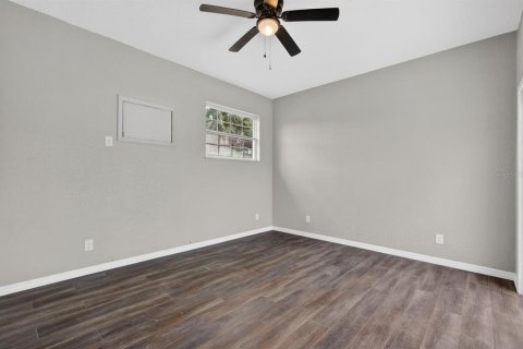 House in Daytona Beach, Florida 4 bedrooms, 196.02 sq.m. № 2100897 - photo 25