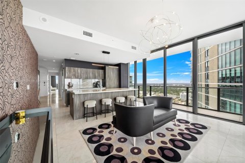 Condominio en venta en Miami, Florida, 3 dormitorios, 153.2 m2 № 1686201 - foto 9