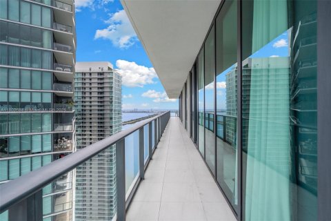Condominio en venta en Miami, Florida, 3 dormitorios, 153.2 m2 № 1686201 - foto 4